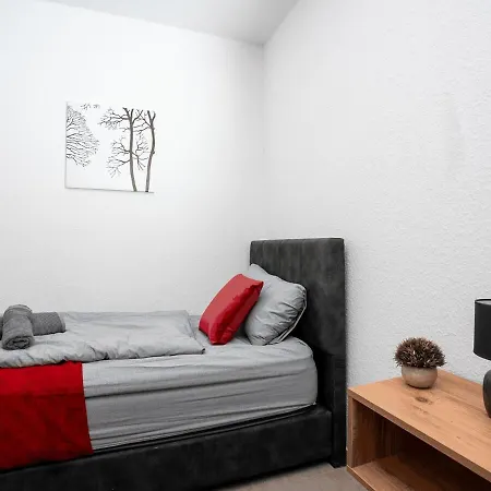 Livemore24 - 4 In Hoch Wlan - Smart-tv - 24-7 Check-in Und Kueche Apartman Recklinghausen