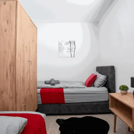 Apartman Livemore24 - 4 In Hoch Wlan - Smart-tv - 24-7 Check-in Und Kueche Recklinghausen